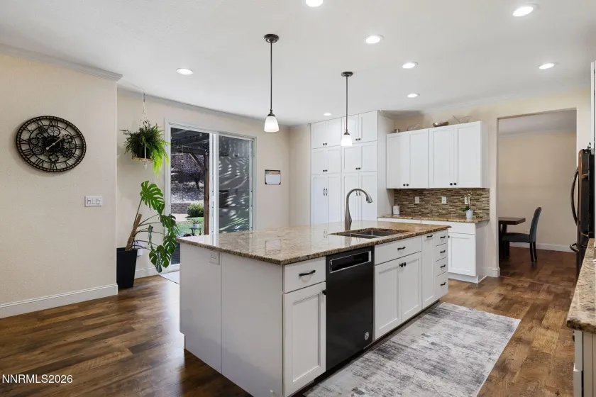 5840 Hidden Valley, Reno, Nevada 89502, 4 Bedrooms Bedrooms, ,3 BathroomsBathrooms,Residential,Residential,Hidden Valley,0,260010639