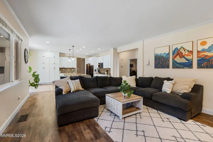 5840 Hidden Valley, Reno, Nevada 89502, 4 Bedrooms Bedrooms, ,3 BathroomsBathrooms,Residential,Residential,Hidden Valley,0,260010639