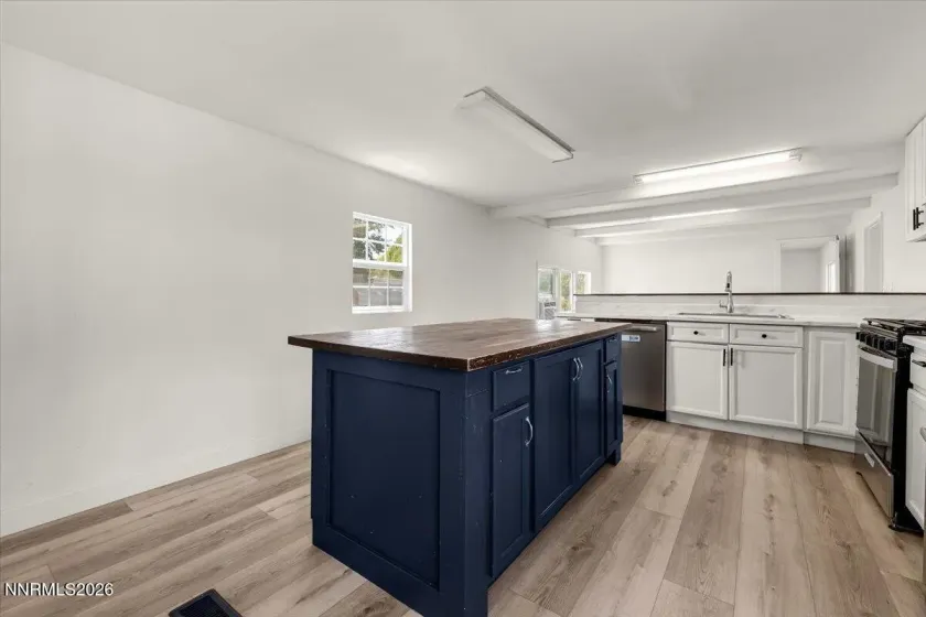 2839 Kit Sierra, Carson City, Nevada 89706, 3 Bedrooms Bedrooms, ,2 BathroomsBathrooms,Residential,Residential,Kit Sierra,0,260010645