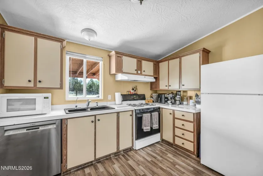 3820 Pershing, Washoe Valley, Nevada 89704, 3 Bedrooms Bedrooms, ,2 BathroomsBathrooms,Residential,Residential,Pershing,0,260010650