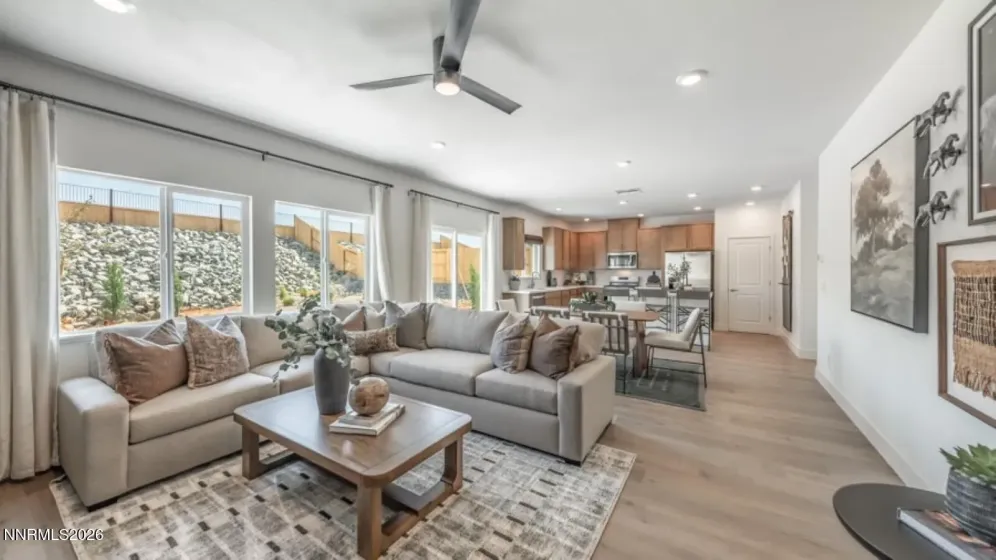462 Radiant, Carson City, Nevada 89705, 4 Bedrooms Bedrooms, ,3 BathroomsBathrooms,Residential,Residential,Radiant,0,260010651