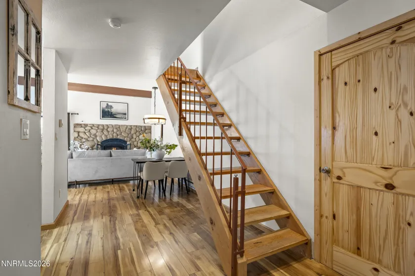 807 Alder, Incline Village, Nevada 89451, 2 Bedrooms Bedrooms, ,2 BathroomsBathrooms,Residential,Residential,Alder,0,260010663