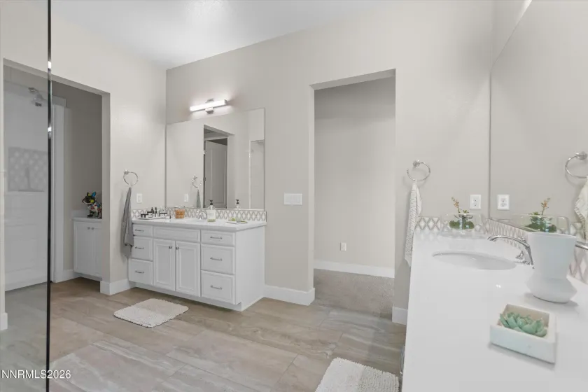 715 Pleasant Oak, Reno, Nevada 89511, 5 Bedrooms Bedrooms, ,6 BathroomsBathrooms,Residential,Residential,Pleasant Oak,0,260002329