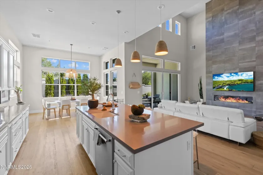 715 Pleasant Oak, Reno, Nevada 89511, 5 Bedrooms Bedrooms, ,6 BathroomsBathrooms,Residential,Residential,Pleasant Oak,0,260002329