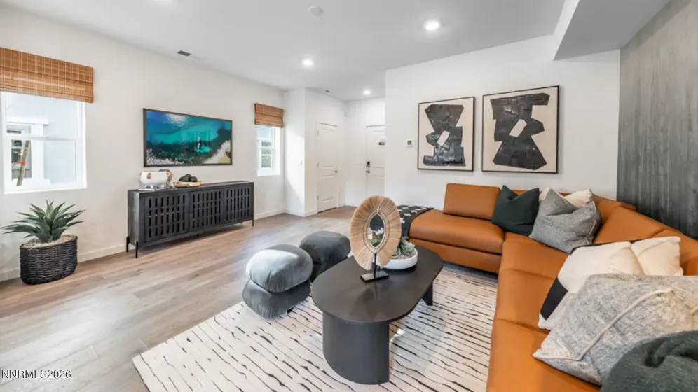 8329 Violet Oak, Reno, Nevada 89506, 3 Bedrooms Bedrooms, ,3 BathroomsBathrooms,Residential,Residential,Violet Oak,0,260010667