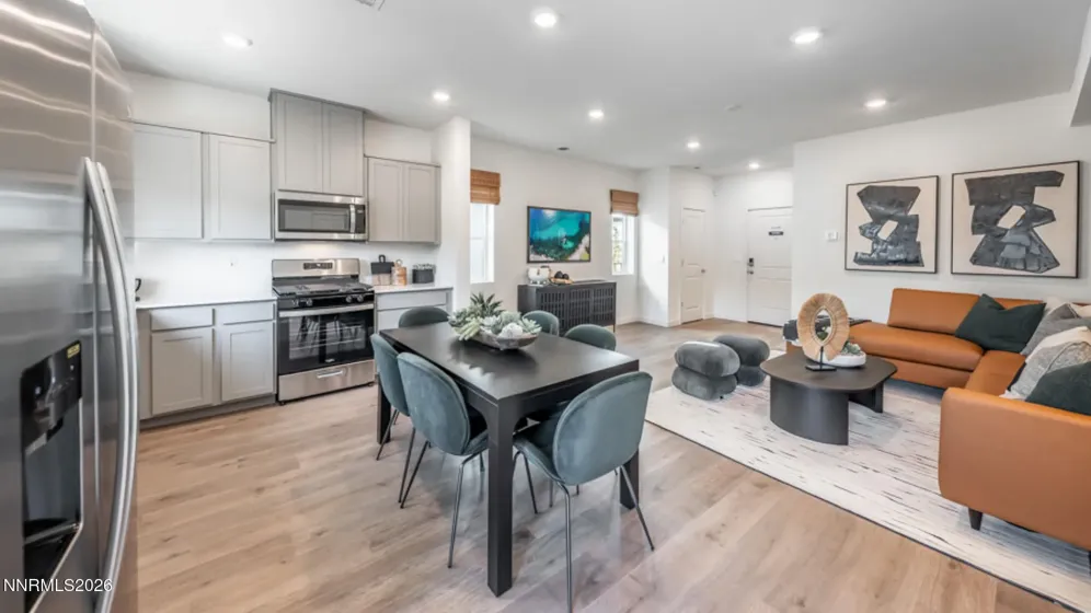8329 Violet Oak, Reno, Nevada 89506, 3 Bedrooms Bedrooms, ,3 BathroomsBathrooms,Residential,Residential,Violet Oak,0,260010667