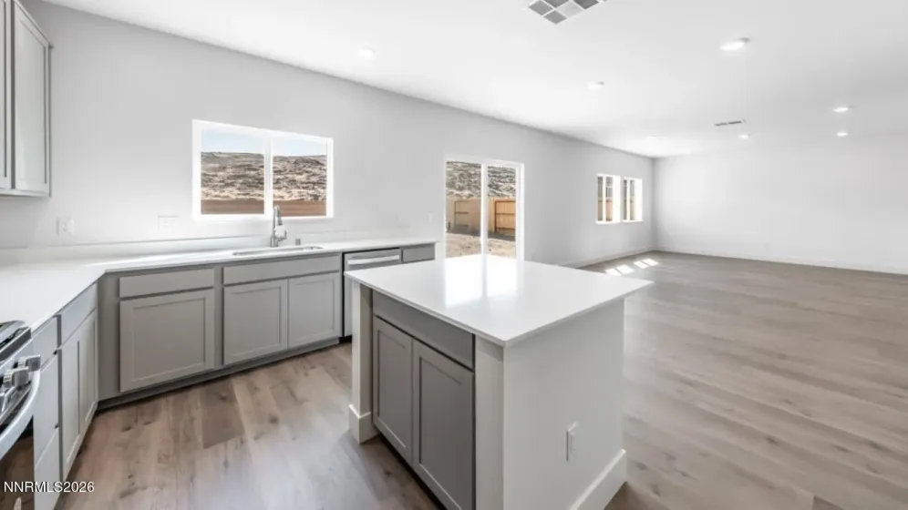 4267 Single Pine, Sparks, Nevada 89436, 4 Bedrooms Bedrooms, ,3 BathroomsBathrooms,Residential,Residential,Single Pine,0,260010668