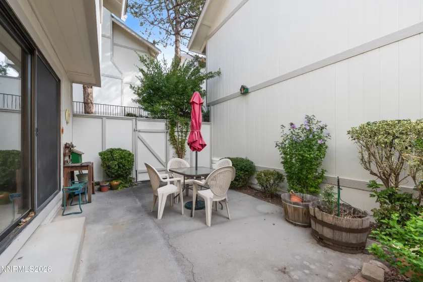 1226 Freddie, Reno, Nevada 89503, 3 Bedrooms Bedrooms, ,2 BathroomsBathrooms,Residential,Residential,Freddie,0,260010669