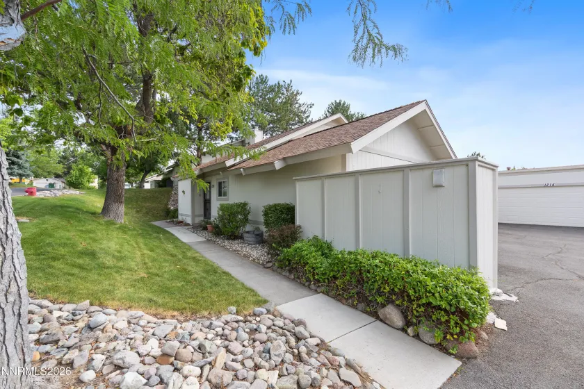 1226 Freddie, Reno, Nevada 89503, 3 Bedrooms Bedrooms, ,2 BathroomsBathrooms,Residential,Residential,Freddie,0,260010669