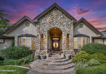 423 Claire, Gardnerville, Nevada 89460, 3 Bedrooms Bedrooms, ,5 BathroomsBathrooms,Residential,Residential,Claire,0,260010671