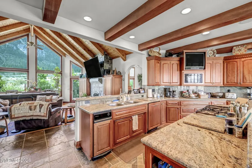 423 Claire, Gardnerville, Nevada 89460, 3 Bedrooms Bedrooms, ,5 BathroomsBathrooms,Residential,Residential,Claire,0,260010671