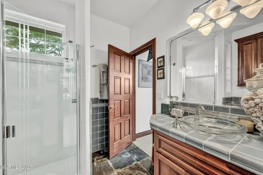 423 Claire, Gardnerville, Nevada 89460, 3 Bedrooms Bedrooms, ,5 BathroomsBathrooms,Residential,Residential,Claire,0,260010671