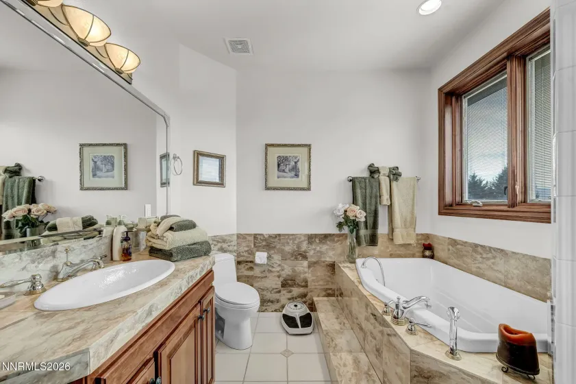 423 Claire, Gardnerville, Nevada 89460, 3 Bedrooms Bedrooms, ,5 BathroomsBathrooms,Residential,Residential,Claire,0,260010671