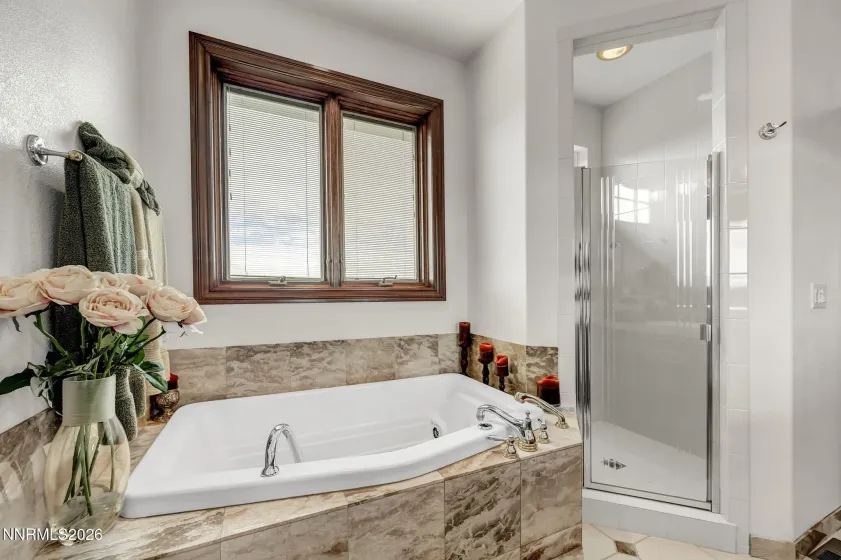 423 Claire, Gardnerville, Nevada 89460, 3 Bedrooms Bedrooms, ,5 BathroomsBathrooms,Residential,Residential,Claire,0,260010671
