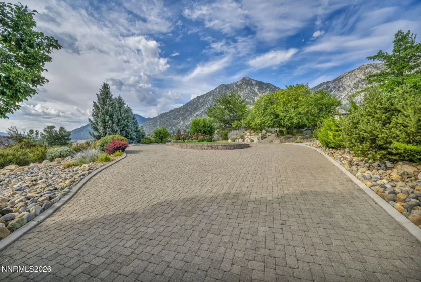 423 Claire, Gardnerville, Nevada 89460, 3 Bedrooms Bedrooms, ,5 BathroomsBathrooms,Residential,Residential,Claire,0,260010671