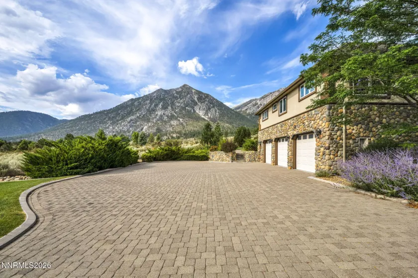 423 Claire, Gardnerville, Nevada 89460, 3 Bedrooms Bedrooms, ,5 BathroomsBathrooms,Residential,Residential,Claire,0,260010671