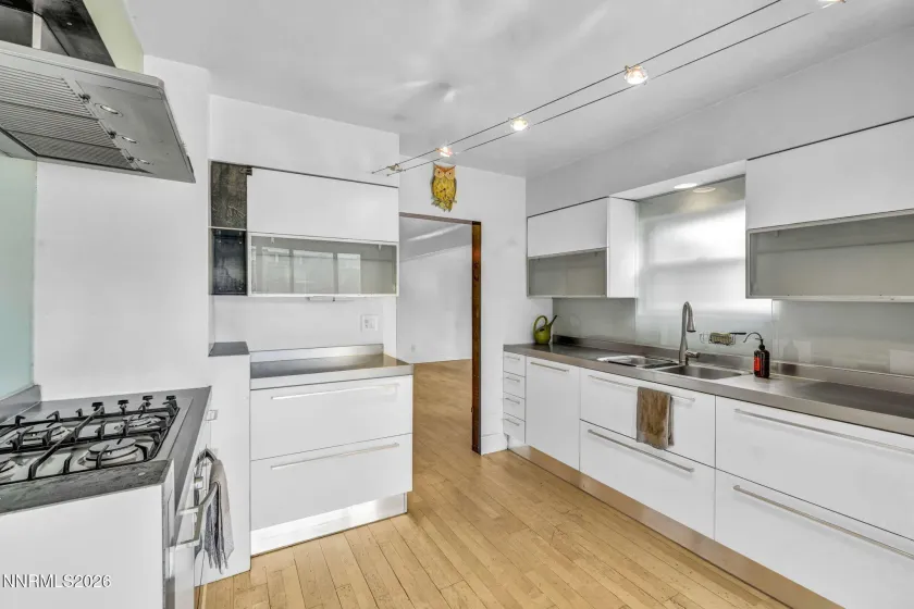 1350 Feather, Reno, Nevada 89509, 3 Bedrooms Bedrooms, ,3 BathroomsBathrooms,Residential,Residential,Feather,0,260010675