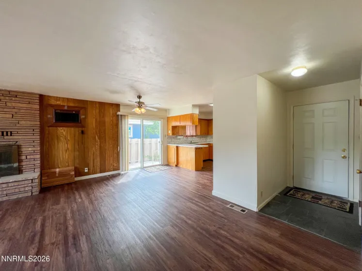 306 California, Yerington, Nevada 89447, 3 Bedrooms Bedrooms, ,2 BathroomsBathrooms,Residential,Residential,California,0,260010676