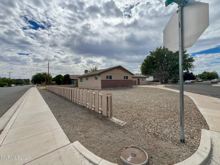306 California, Yerington, Nevada 89447, 3 Bedrooms Bedrooms, ,2 BathroomsBathrooms,Residential,Residential,California,0,260010676