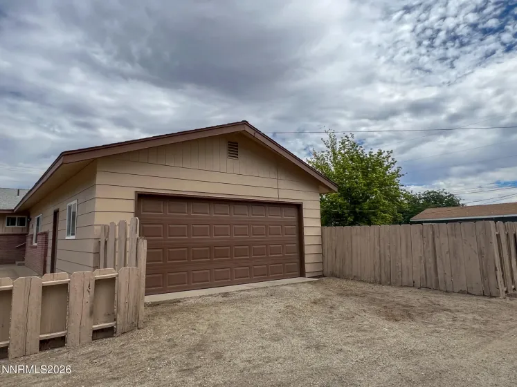 306 California, Yerington, Nevada 89447, 3 Bedrooms Bedrooms, ,2 BathroomsBathrooms,Residential,Residential,California,0,260010676