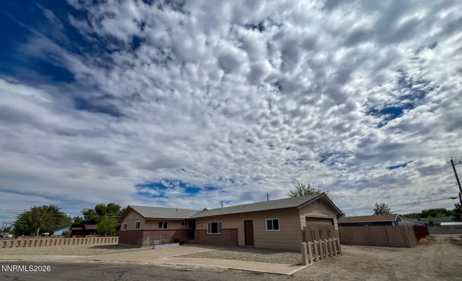 306 California, Yerington, Nevada 89447, 3 Bedrooms Bedrooms, ,2 BathroomsBathrooms,Residential,Residential,California,0,260010676
