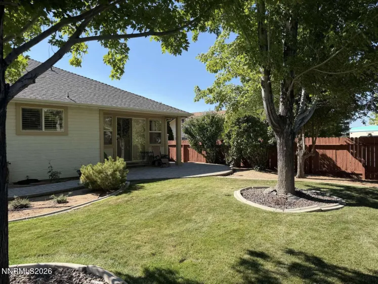 1017 Sierra Vista, Gardnerville, Nevada 89460, 4 Bedrooms Bedrooms, ,3 BathroomsBathrooms,Residential,Residential,Sierra Vista,0,260010678