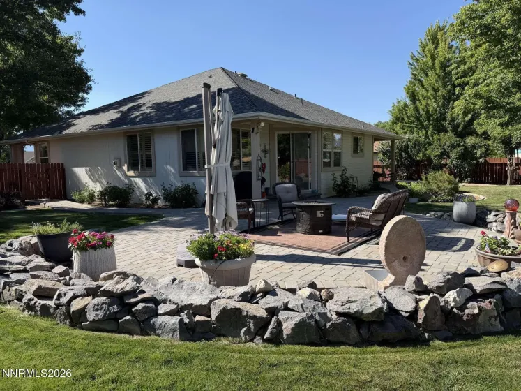 1017 Sierra Vista, Gardnerville, Nevada 89460, 4 Bedrooms Bedrooms, ,3 BathroomsBathrooms,Residential,Residential,Sierra Vista,0,260010678