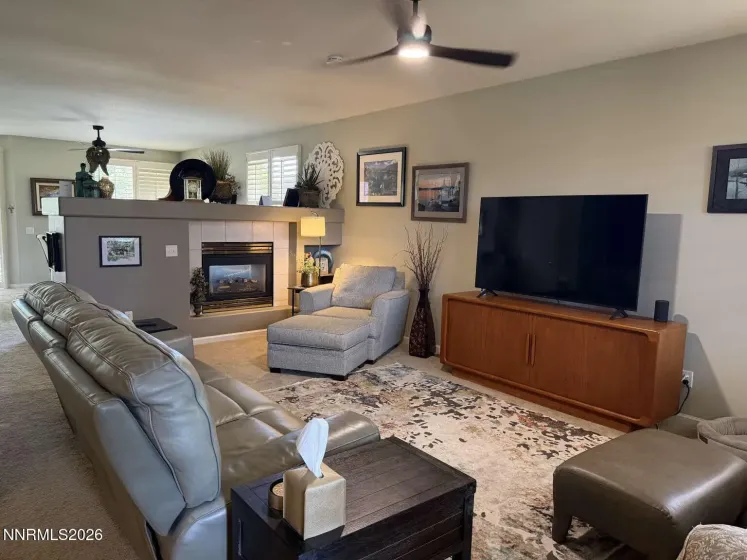 1017 Sierra Vista, Gardnerville, Nevada 89460, 4 Bedrooms Bedrooms, ,3 BathroomsBathrooms,Residential,Residential,Sierra Vista,0,260010678
