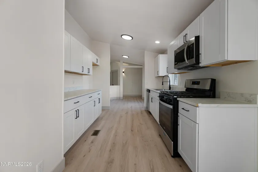 401 Six Mile Canyon, Dayton, Nevada 89403, 3 Bedrooms Bedrooms, ,2 BathroomsBathrooms,Residential,Residential,Six Mile Canyon,0,260010684