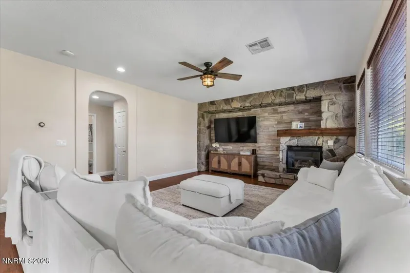 6513 Citori, Sparks, Nevada 89436, 4 Bedrooms Bedrooms, ,3 BathroomsBathrooms,Residential,Residential,Citori,0,260010683