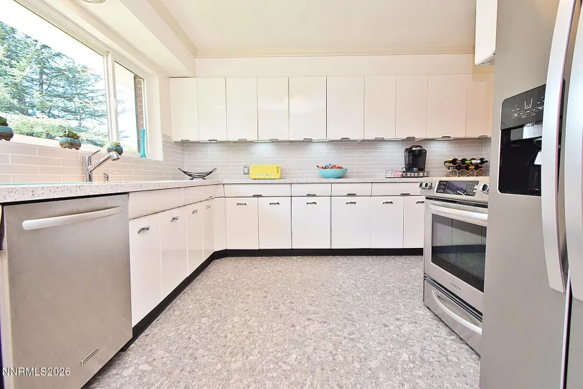1175 Fairfield, Reno, Nevada 89509, 2 Bedrooms Bedrooms, ,2 BathroomsBathrooms,Residential,Residential,Fairfield,0,260010686
