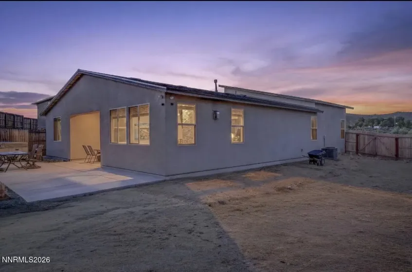 829 Calamity, Reno, Nevada 89506, 3 Bedrooms Bedrooms, ,2 BathroomsBathrooms,Residential,Residential,Calamity,0,260010702