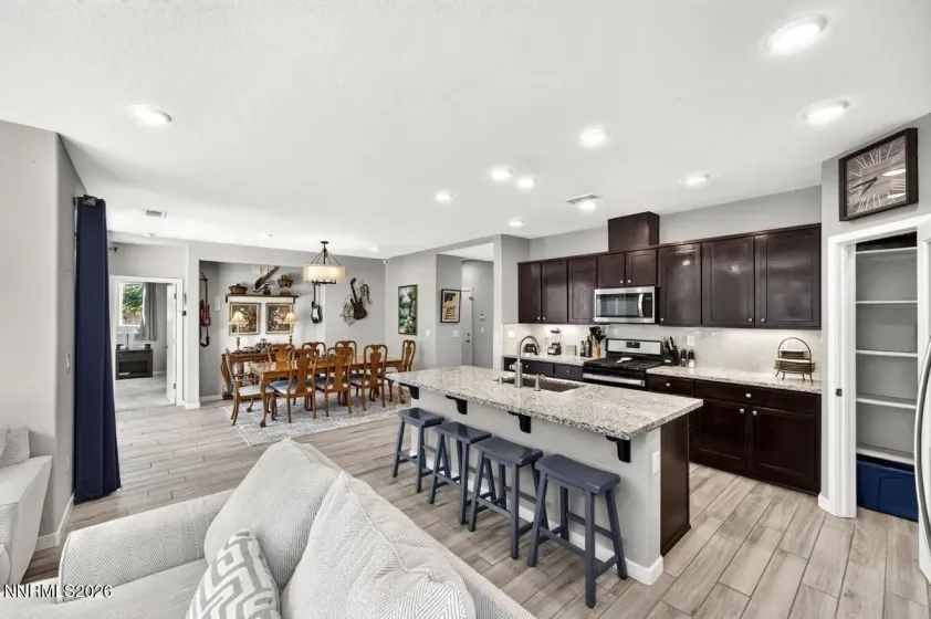 829 Calamity, Reno, Nevada 89506, 3 Bedrooms Bedrooms, ,2 BathroomsBathrooms,Residential,Residential,Calamity,0,260010702
