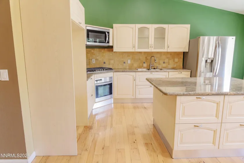 5016 Colina, Sparks, Nevada 89436, 4 Bedrooms Bedrooms, ,2 BathroomsBathrooms,Residential,Residential,Colina,0,260010703