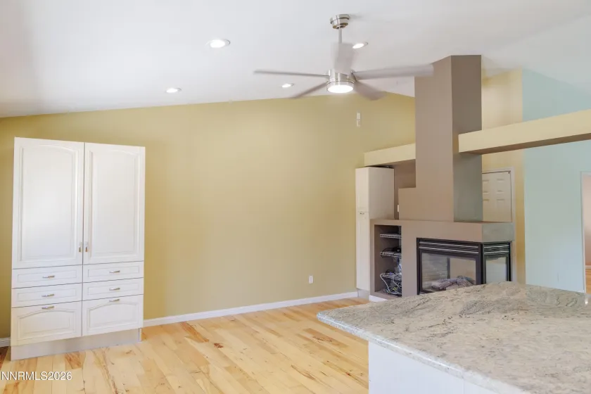 5016 Colina, Sparks, Nevada 89436, 4 Bedrooms Bedrooms, ,2 BathroomsBathrooms,Residential,Residential,Colina,0,260010703