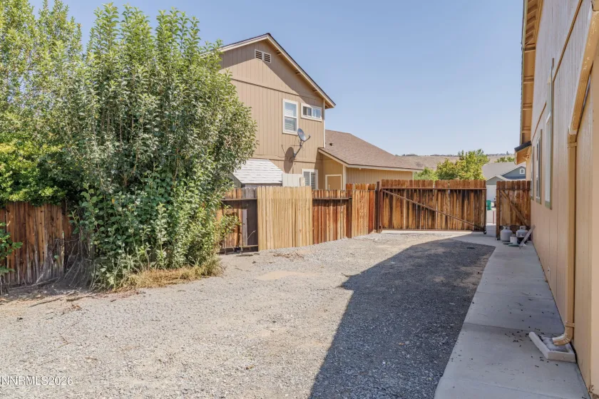5016 Colina, Sparks, Nevada 89436, 4 Bedrooms Bedrooms, ,2 BathroomsBathrooms,Residential,Residential,Colina,0,260010703