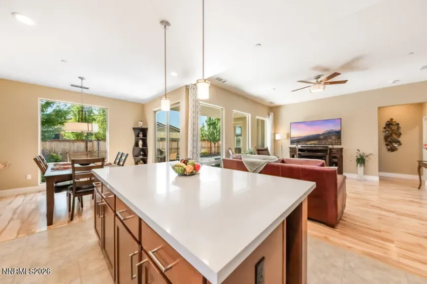 2753 Kimberlite, Sparks, Nevada 89436, 3 Bedrooms Bedrooms, ,2 BathroomsBathrooms,Residential,Residential,Kimberlite,0,260010706