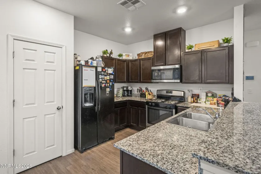9526 Nautical Mile, Reno, Nevada 89506, 3 Bedrooms Bedrooms, ,3 BathroomsBathrooms,Residential,Residential,Nautical Mile,0,260010714