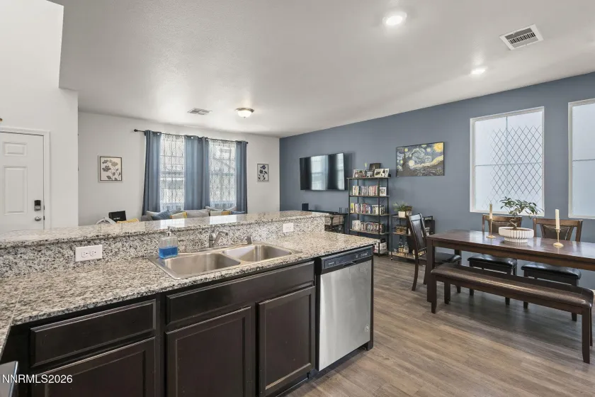 9526 Nautical Mile, Reno, Nevada 89506, 3 Bedrooms Bedrooms, ,3 BathroomsBathrooms,Residential,Residential,Nautical Mile,0,260010714