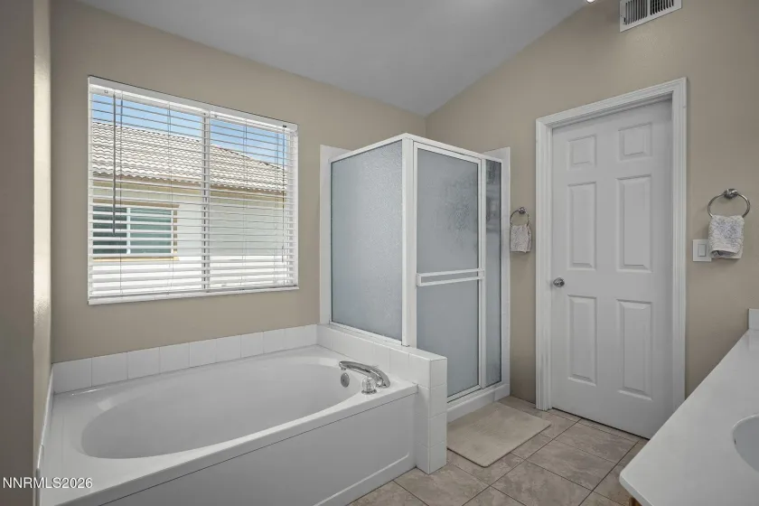 1055 Amico, Sparks, Nevada 89434, 4 Bedrooms Bedrooms, ,3 BathroomsBathrooms,Residential,Residential,Amico,0,260008510