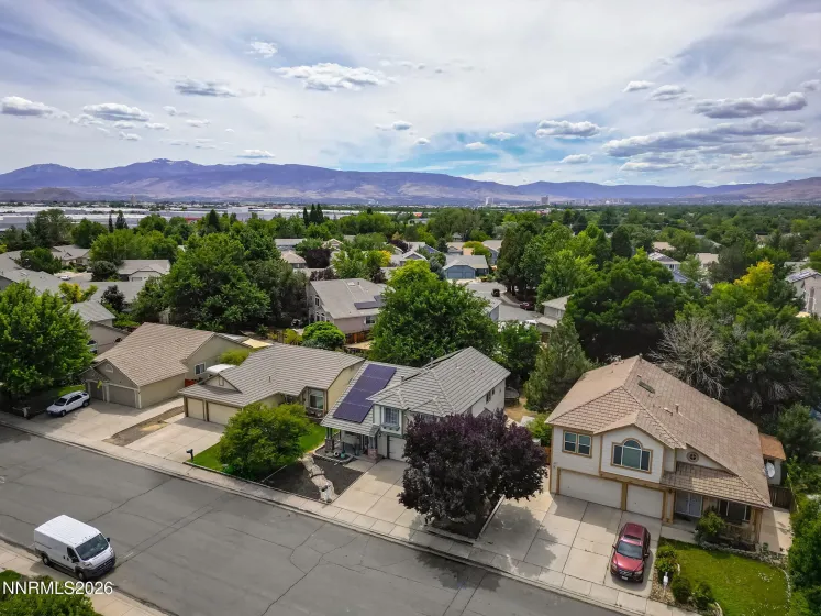 1055 Amico, Sparks, Nevada 89434, 4 Bedrooms Bedrooms, ,3 BathroomsBathrooms,Residential,Residential,Amico,0,260008510