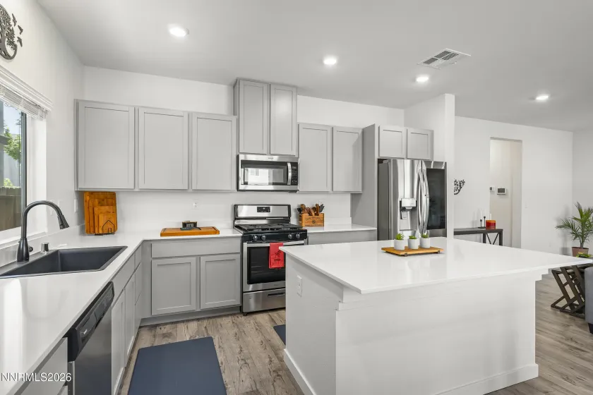 8847 Trifid, Reno, Nevada 89506, 4 Bedrooms Bedrooms, ,3 BathroomsBathrooms,Residential,Residential,Trifid,0,260010717