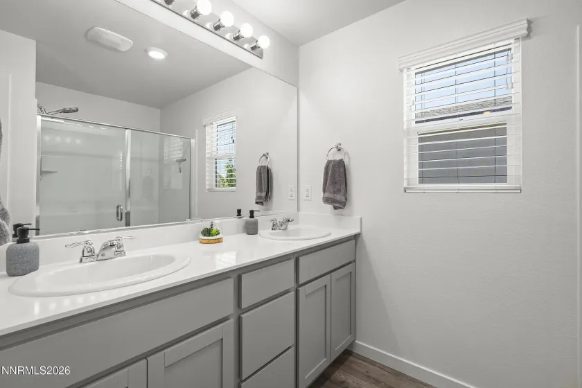 8847 Trifid, Reno, Nevada 89506, 4 Bedrooms Bedrooms, ,3 BathroomsBathrooms,Residential,Residential,Trifid,0,260010717