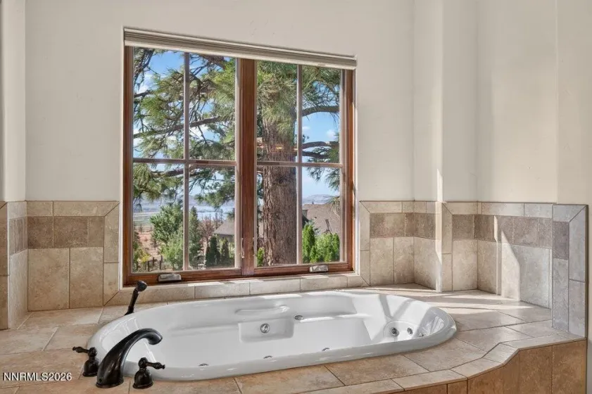 4810 Pinewild, Reno, Nevada 89511, 4 Bedrooms Bedrooms, ,5 BathroomsBathrooms,Residential,Residential,Pinewild,0,260010720