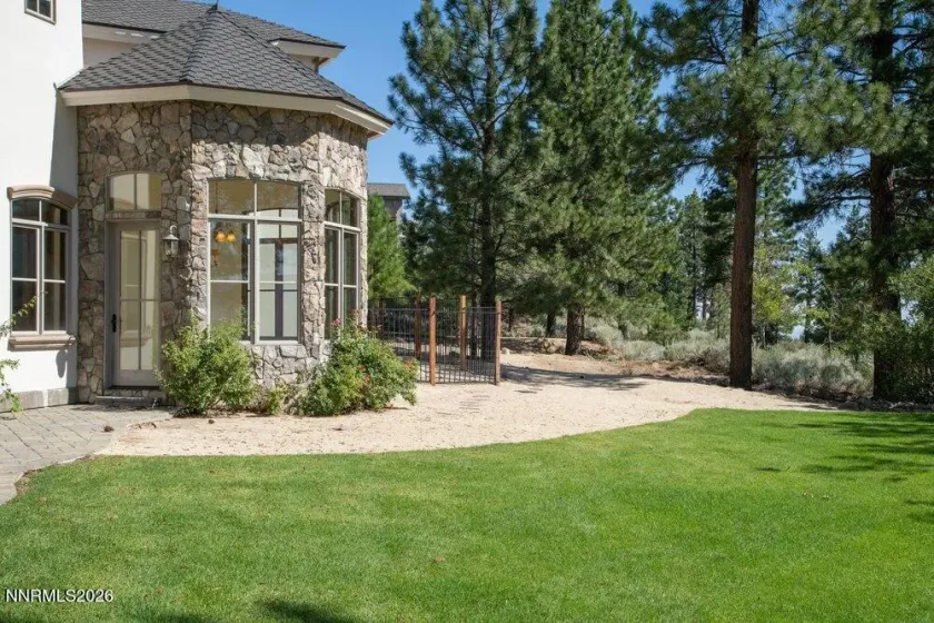 4810 Pinewild, Reno, Nevada 89511, 4 Bedrooms Bedrooms, ,5 BathroomsBathrooms,Residential,Residential,Pinewild,0,260010720