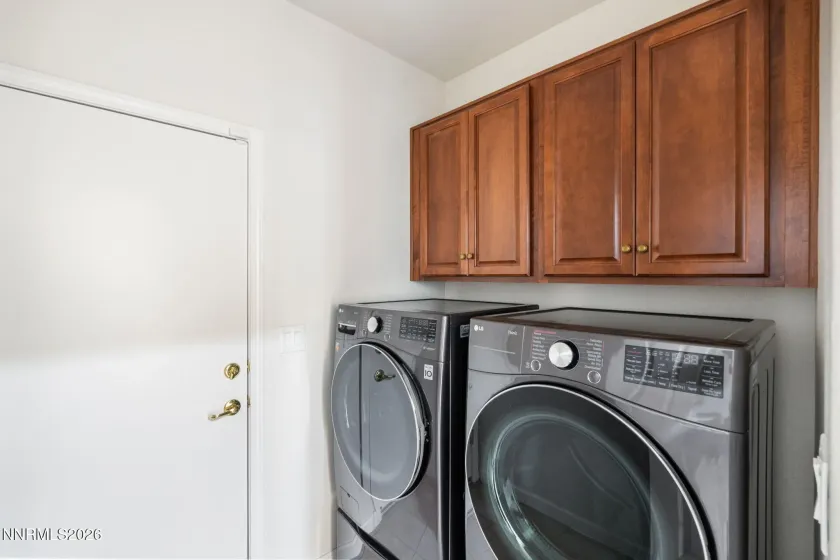 8936 Finnsech, Reno, Nevada 89506, 3 Bedrooms Bedrooms, ,2 BathroomsBathrooms,Residential,Residential,Finnsech,0,260010722