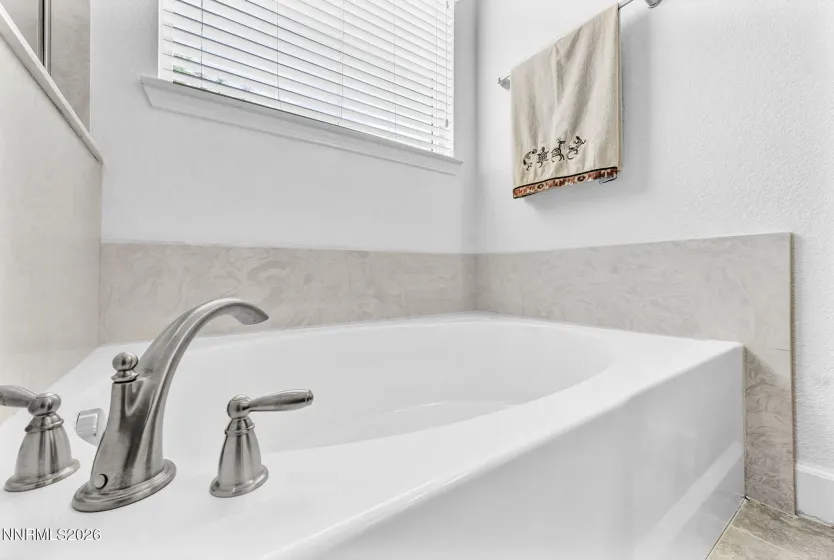 742 Mallard Crest, Sparks, Nevada 89441, 4 Bedrooms Bedrooms, ,2 BathroomsBathrooms,Residential,Residential,Mallard Crest,0,260010726