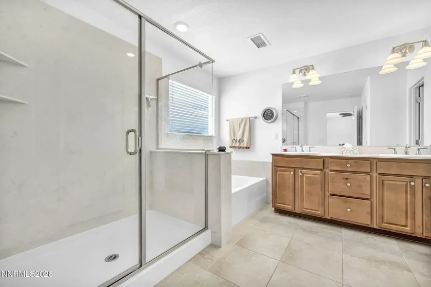 742 Mallard Crest, Sparks, Nevada 89441, 4 Bedrooms Bedrooms, ,2 BathroomsBathrooms,Residential,Residential,Mallard Crest,0,260010726