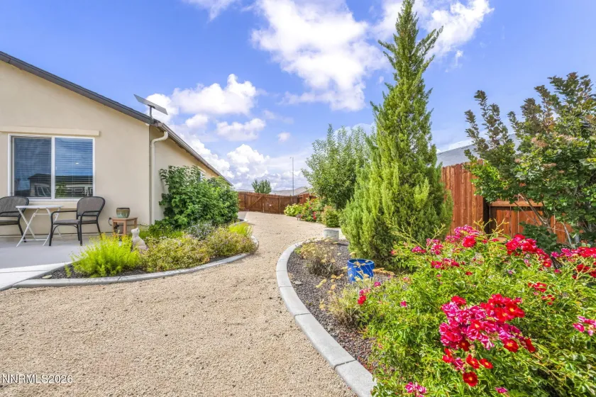 742 Mallard Crest, Sparks, Nevada 89441, 4 Bedrooms Bedrooms, ,2 BathroomsBathrooms,Residential,Residential,Mallard Crest,0,260010726