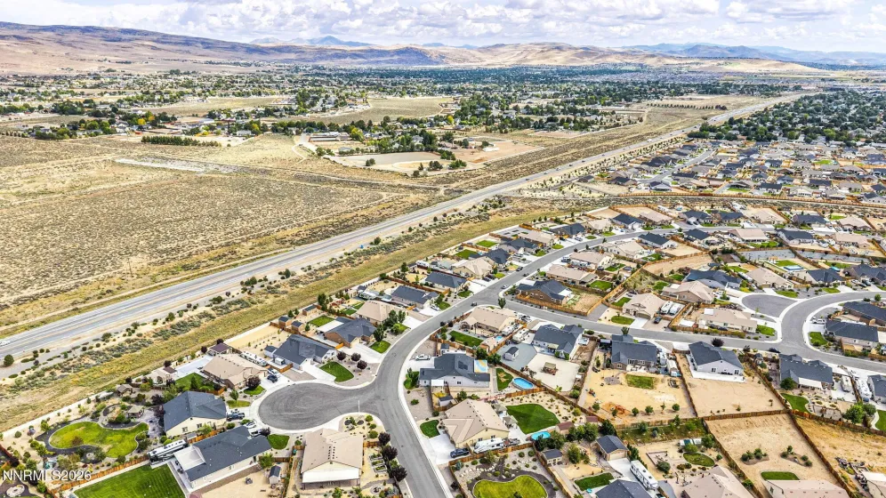 742 Mallard Crest, Sparks, Nevada 89441, 4 Bedrooms Bedrooms, ,2 BathroomsBathrooms,Residential,Residential,Mallard Crest,0,260010726
